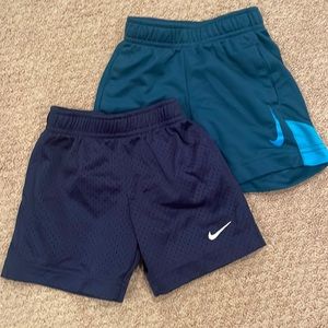 Nike toddler shorts 2t